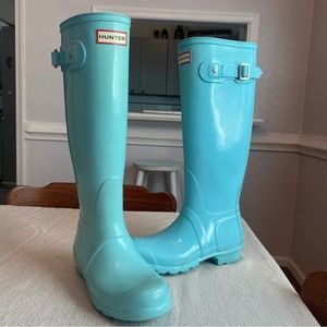 Women’s size 5 blue Hunter boots